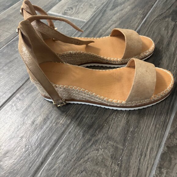 Alex Marie Light Gold platform sandals size 10 - Picture 2 of 2